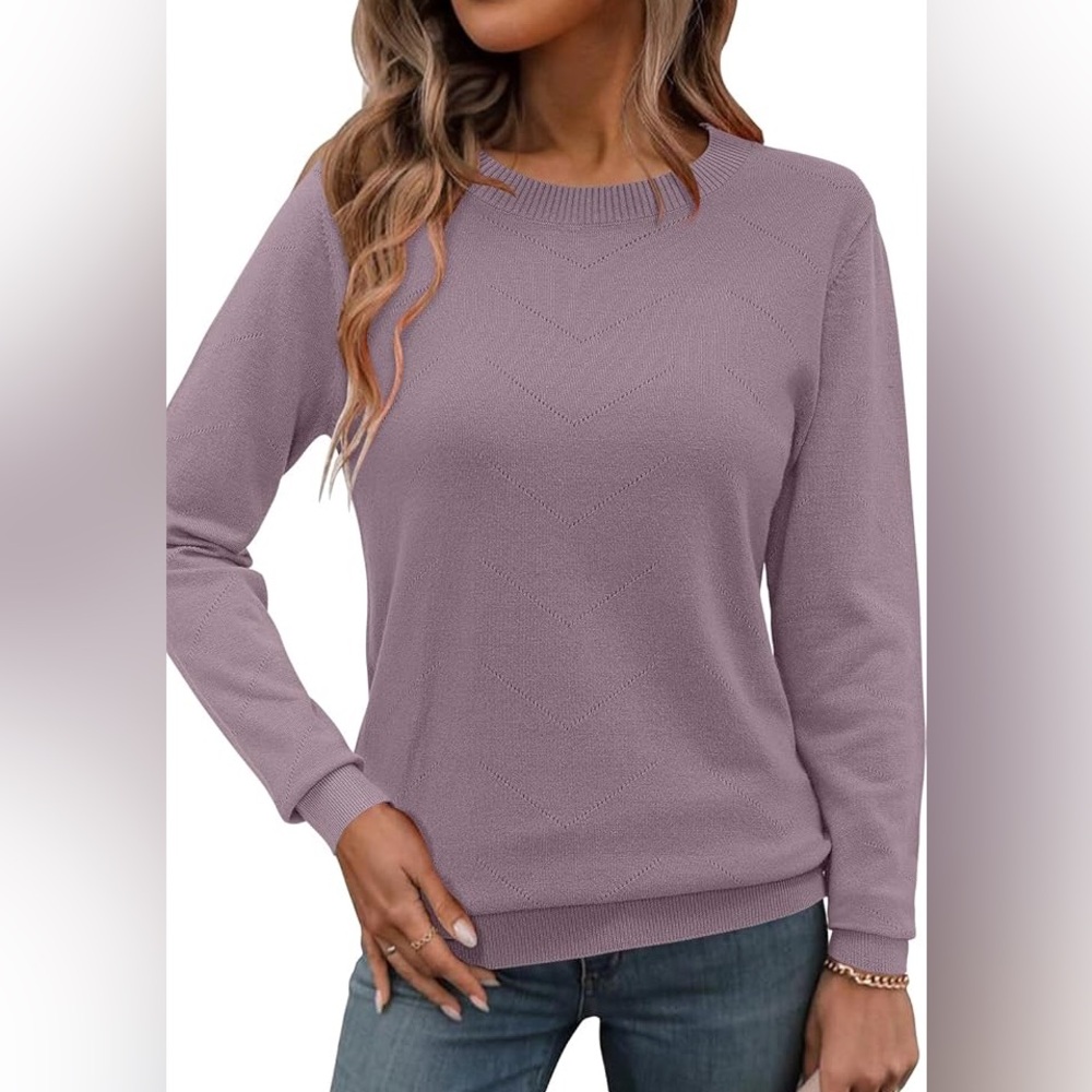 Women's Lavender Crewneck Sweater - Soft Chevron Stitch